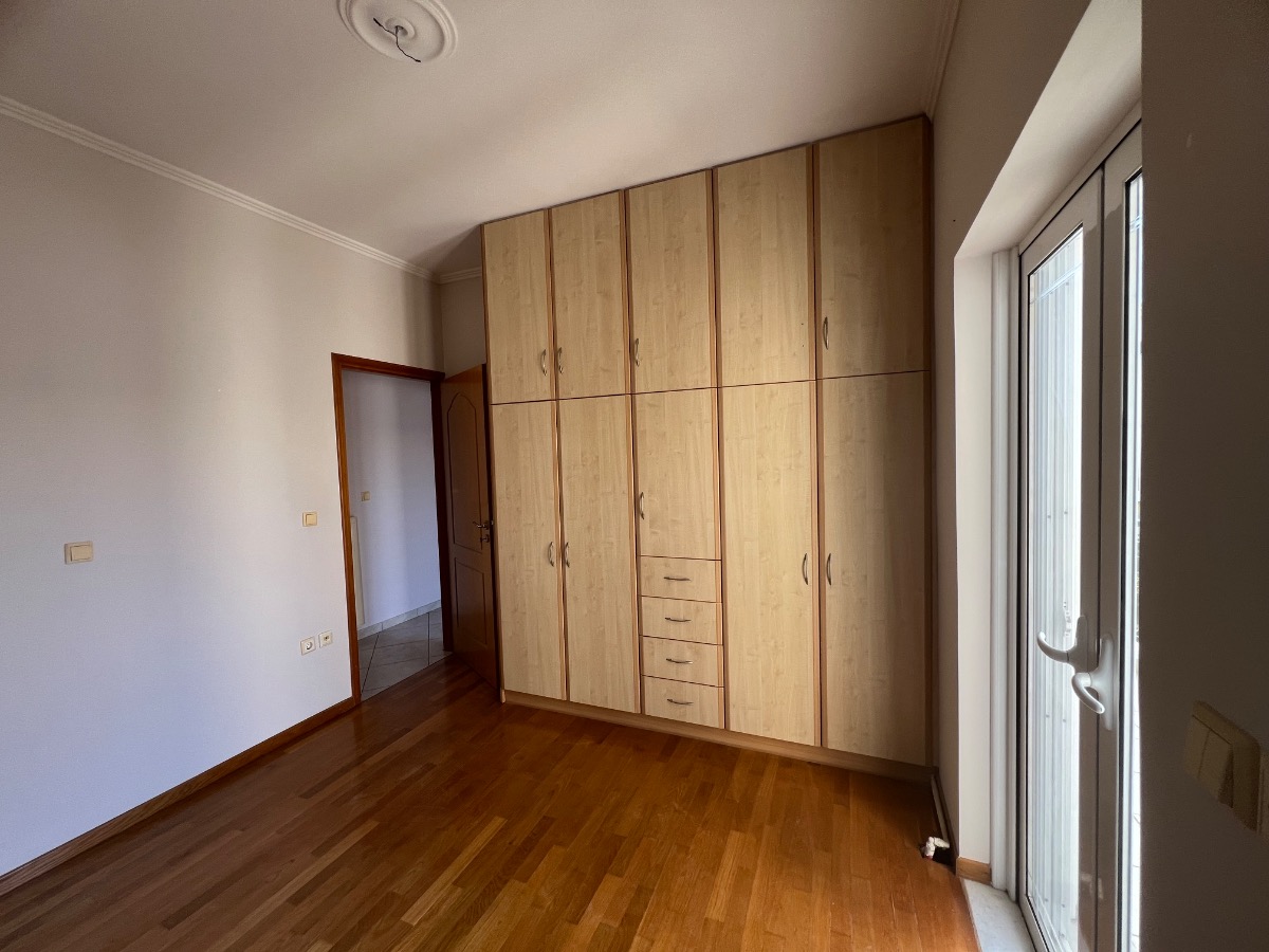 Painter and Decorator: Image 52